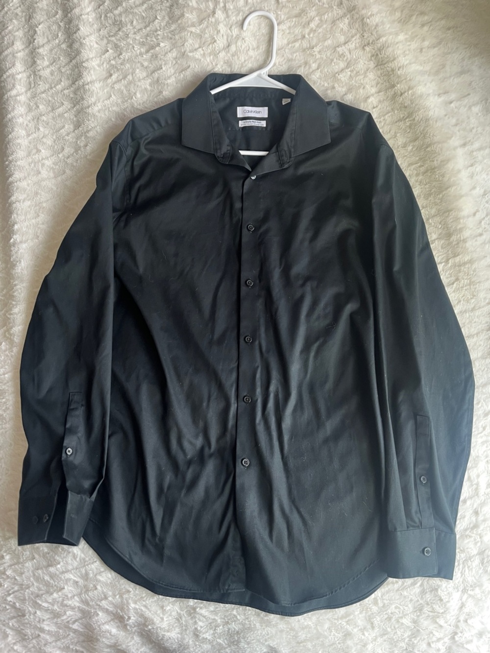 Men’s Calvin Klein Black Long-Sleeve button-up Dress Shirt